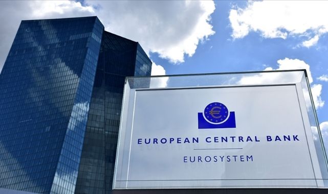 Avrupa Merkez Bankası'ndan Tarihi Faiz Artırımı