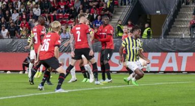 Fenerbahçe, Uzatmalarda 1 Puana Uzandı