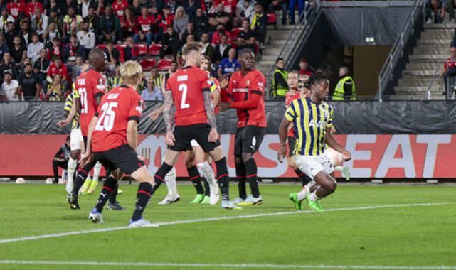 Fenerbahçe, Uzatmalarda 1 Puana Uzandı
