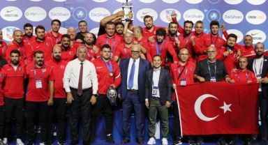 Grekoromen Güreş Milli Takımı Dünya Şampiyonu