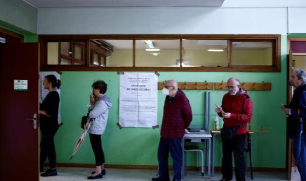 İtalya'da Genel Seçimler Yapılıyor
