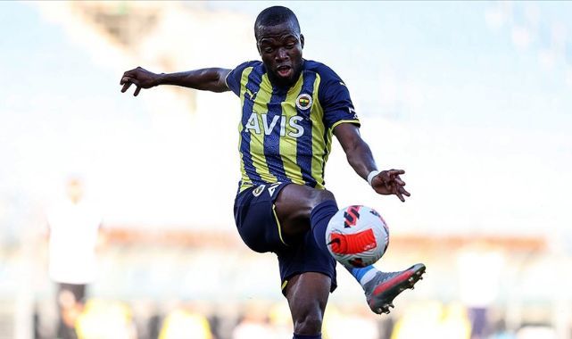 Valencia'ya 1 Maç Oynamama Cezası Verdi