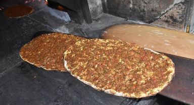 Gaziantep ve Şanlıurfa'nın Paylaşamadığı Lezzet Lahmacun