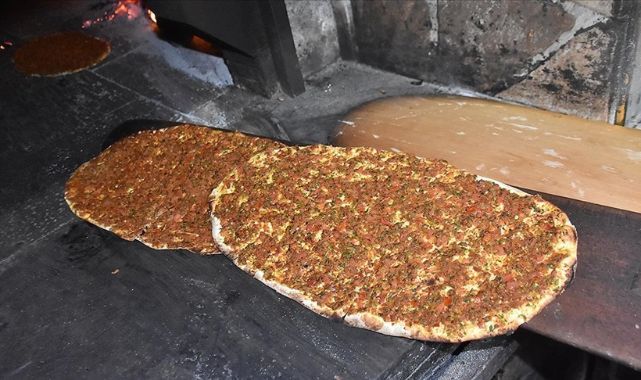 Gaziantep ve Şanlıurfa'nın Paylaşamadığı Lezzet Lahmacun