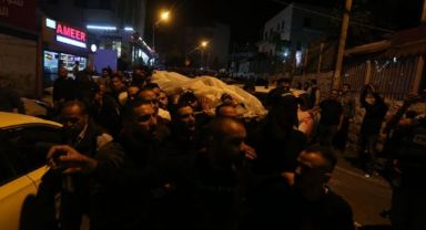 İsrail'in Katliamları Hız Kesmiyor