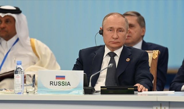 Putin : Asya’da Yeni Güç Merkezleri Gelişiyor