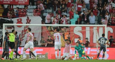 Antalyaspor Evinde Galip