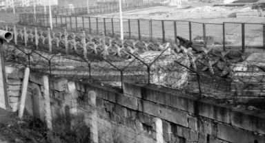 Berlin Duvarı'nın Yıkılışının 33. Yılı