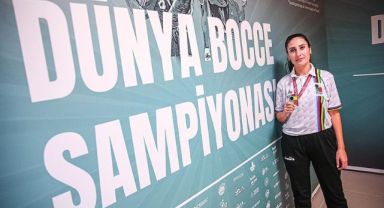 Eda Sayak Dünya Şampiyonu