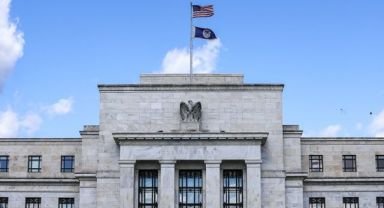 Fed'in Ekonomi Politikası Belirsizliği