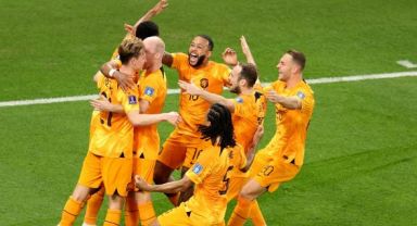 Hollanda iki Golle Galip