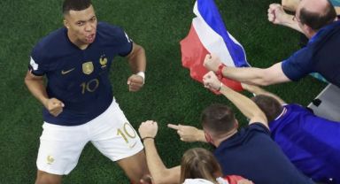 Horoz, Mbappe İle Bileti Kaptı