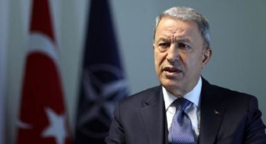 Milli Savunma Bakanı Akar'dan