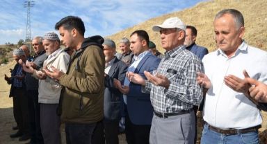 Yakaköy’de Çiftçiler Yağmur Duasında Buluştu