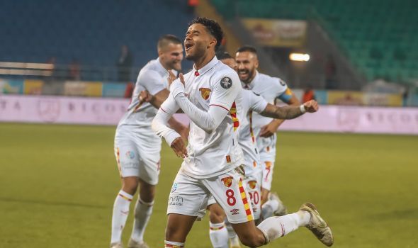 Göztepe 3 Hafta Sonra Galip Geldi