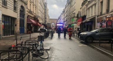 Paris'te Silahlı Saldırı