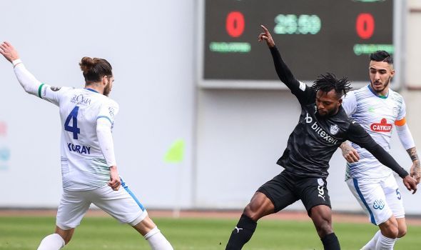 Rizespor Deplasmanda Galip
