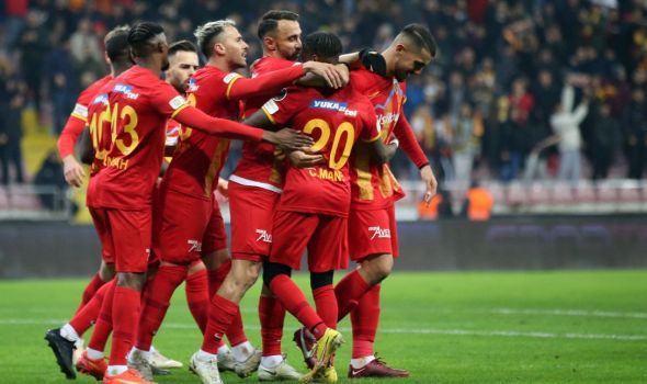 Kayserispor Farklı Kazandı