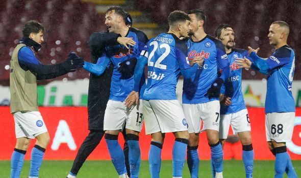 Napoli Ligin İlk Yarısını Lider Bitirdi