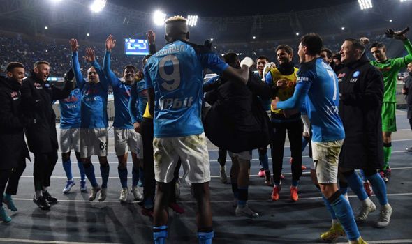 Napoli, Roma Engelini de Geçti