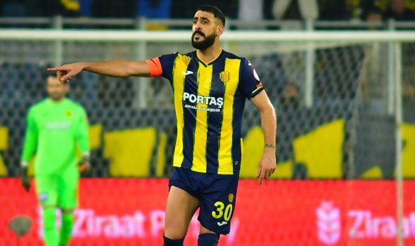 Tolga Ciğerci Bundesliga'ya Döndü