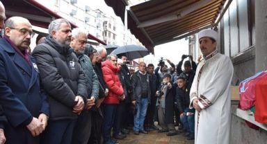 Ahmet Suat Özyazıcı Son Yolculuğuna Uğurlandı