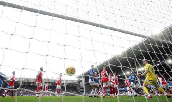 Arsenal'a Büyük Şok