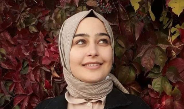 Gördesli Zehra Öğretmeni Binlerce Kişi Tekbirlerle Uğurladı