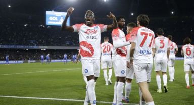 Napoli'den Şampiyonluk Yolunda Bir Adım Daha