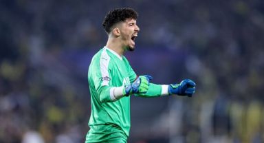 Altay Bayındır 4 Yıl Daha Fenerbahçe'de