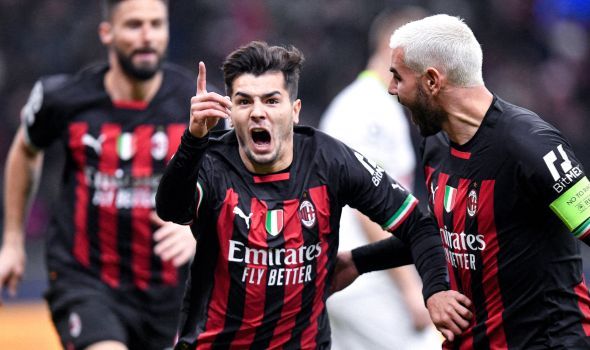 Milan İngiltere'den Turla Döndü