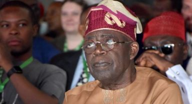 Nijerya'da Tinubu, Devlet Başkanı Seçildi