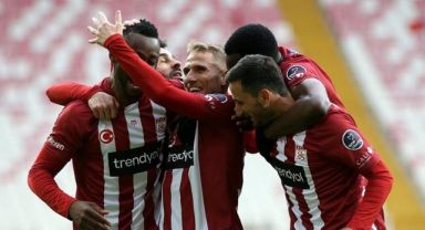 Sivasspor Lige Döndü