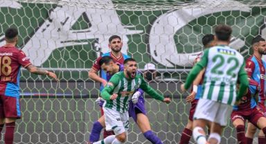 Konyaspor Trabzonspor'u Üzdü