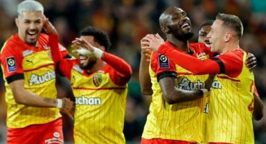 Lens, Lider PSG'yi Takibini Sürdürdü