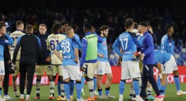 Napoli, Hellas Verona İle Berabere