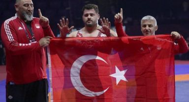 Rıza Kayaalp 12'nci kez Avrupa Şampiyonu