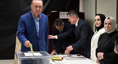 Cumhurbaşkanı Oyunu İstanbul'da Kullandı