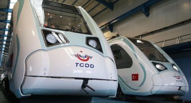 İlk Milli Elektrikli Tren Seti Halkla Buluşuyor