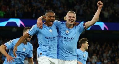 Manchester City'den Gövde Gösterisi