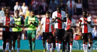 Premier Lig'de Southampton Küme Düşen İlk Takım Oldu