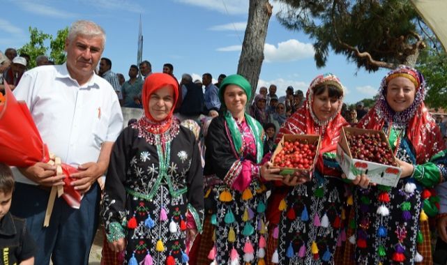 Avrupanın Gözdesi Börez Kirazına Şenlik Yapıldı