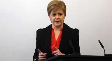 İskoçya Eski Başbakanı Sturgeon Gözaltına Alındı
