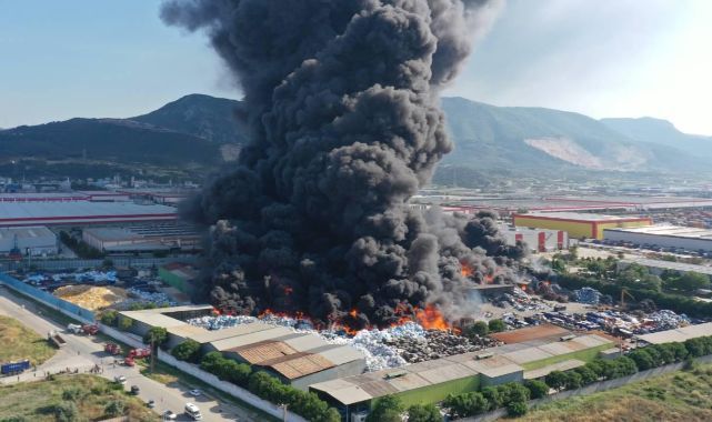 Manisa OSB'de Fabrika Yangını