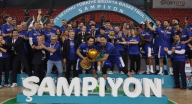 Şampiyon Anadolu Efes