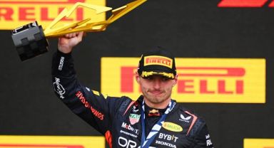Verstappen Kanada'da Zirvede