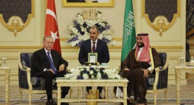 Cumhurbaşkanı Erdoğan'ın Körfez Turu Sürüyor