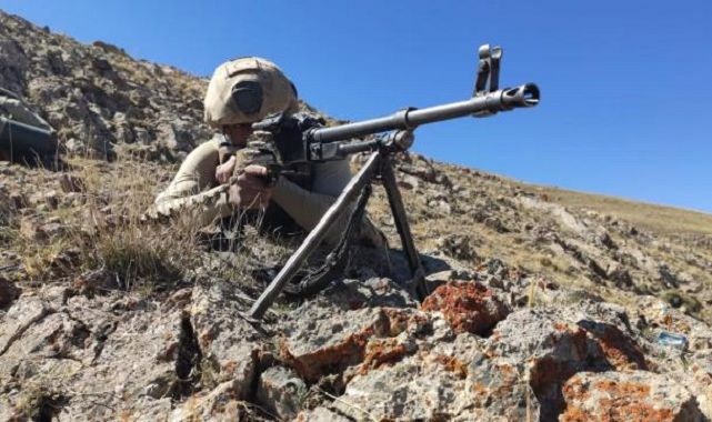 3 terörist etkisiz hale getirildi