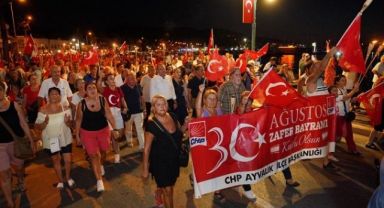 Ayvalık’ta 30 Ağustos Zafer Bayramı Coşkuyla Kutlandı