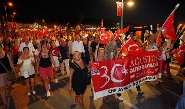 Ayvalık’ta 30 Ağustos Zafer Bayramı Coşkuyla Kutlandı
